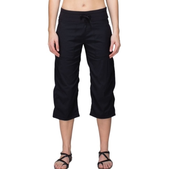 Lululemon Studio Crop Size 2 Black - Picture 2 of 15